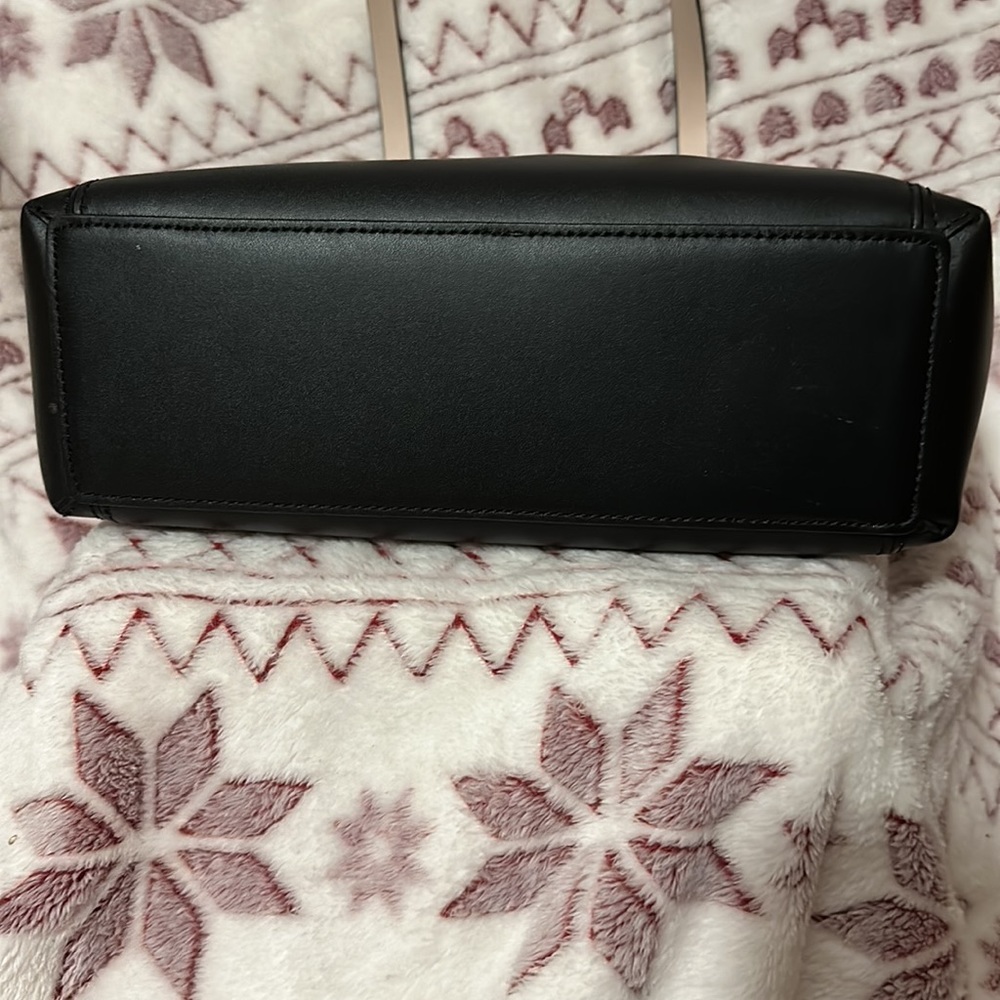 Kate Spade New York handbag - Picture 7 of 9